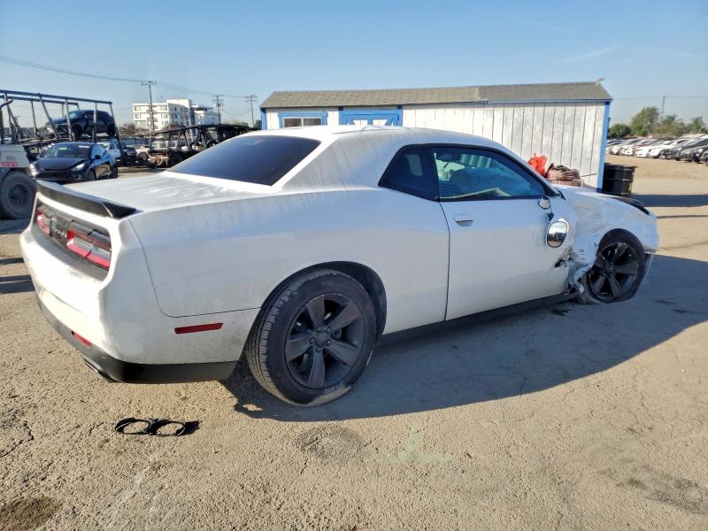 Photo 3 from auction – 2016 DODGE CHALLENGER with VIN 2C3CDZAG1GH312260