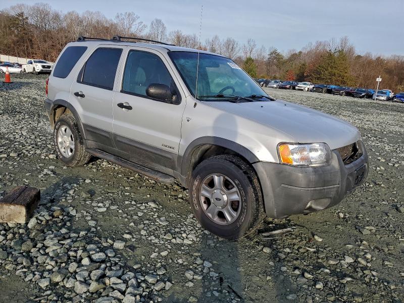 Photo 4 from auction – 2002 FORD ESCAPE XLT with VIN 1FMYU03132KD32075