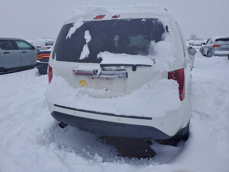 Photo 6 from auction – 2015 HONDA PILOT TOUR with VIN 5FNYF4H97FB030103
