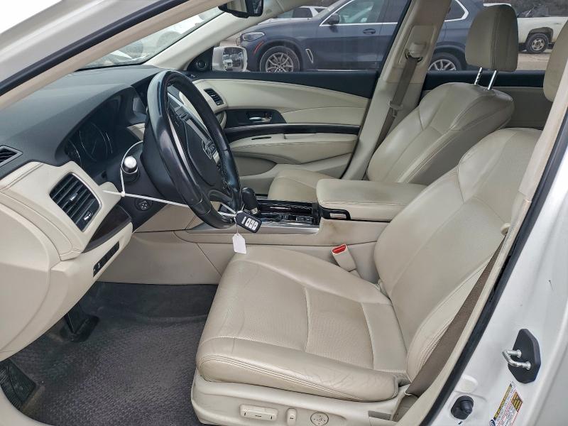 Photo 7 from auction – 2015 ACURA RLX TECH with VIN JH4KC1F50FC001745