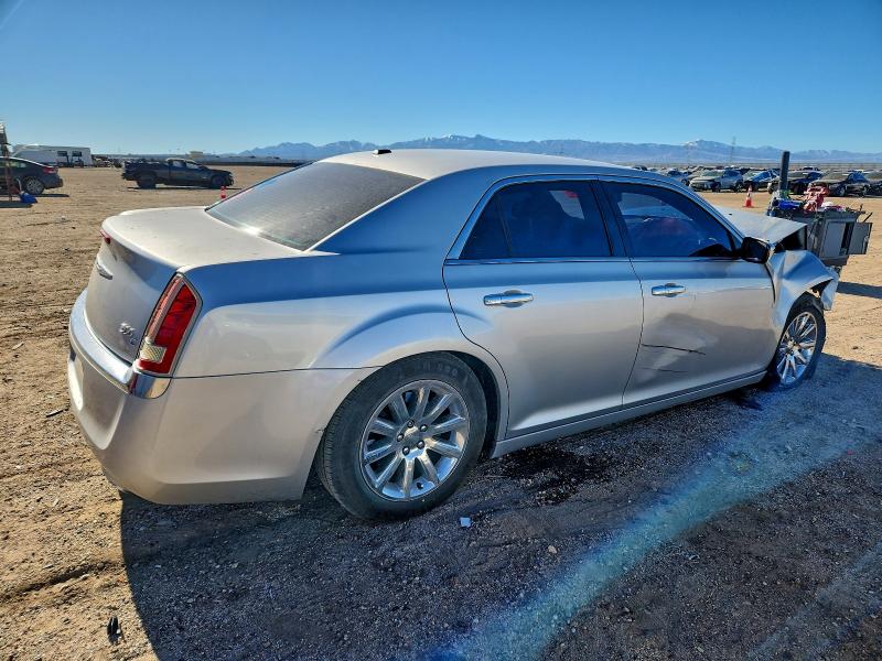 Photo 3 from auction – 2012 CHRYSLER 300C with VIN 2C3CCAET1CH249795