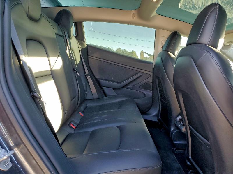 Photo 10 from auction – 2018 TESLA MODEL 3 with VIN 5YJ3E1EA0JF023772