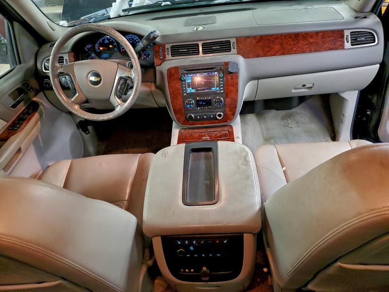Photo 8 from auction – 2009 CHEVROLET SUBURBAN with VIN 1GNFK36389R188824