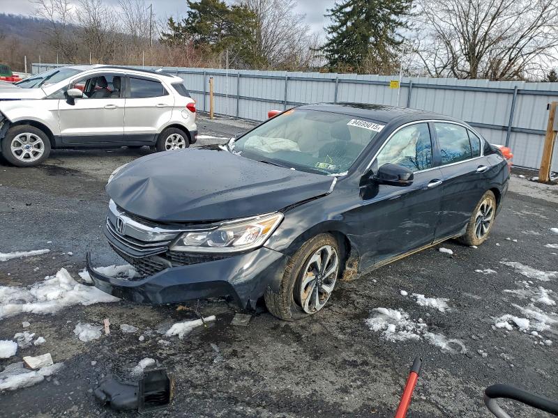 HONDA ACCORD 2017 with VIN 1HGCR2F75HA177802 - Photo from auction