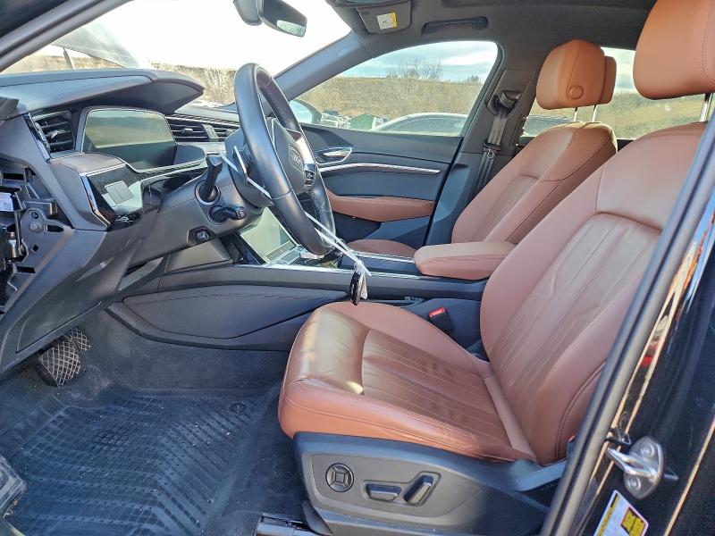 Photo 7 from auction – 2022 AUDI E-TRON PRE with VIN WA1AAAGE7NB027789