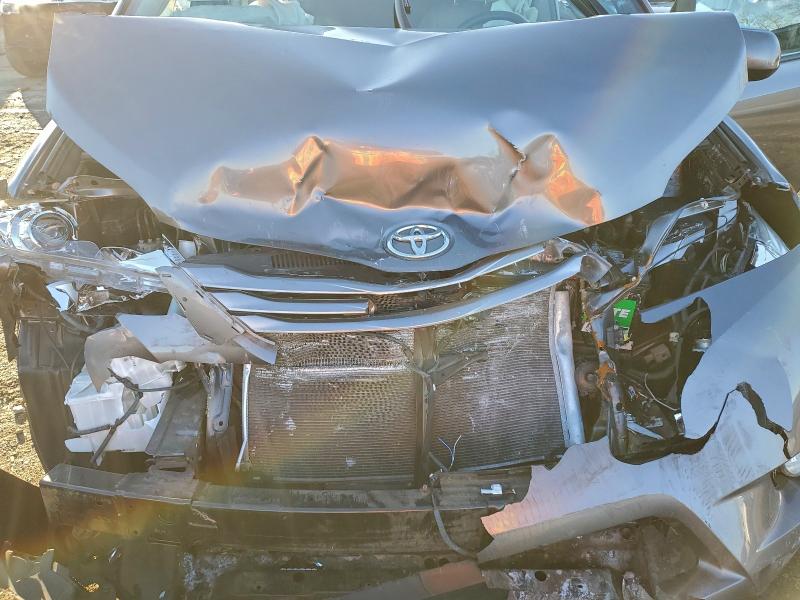 Photo 12 from auction – 2017 TOYOTA SIENNA XLE with VIN 5TDYZ3DC2HS887866