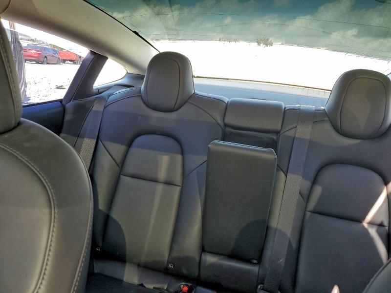 Photo 10 from auction – 2019 TESLA MODEL 3 with VIN 5YJ3E1EA3KF300108