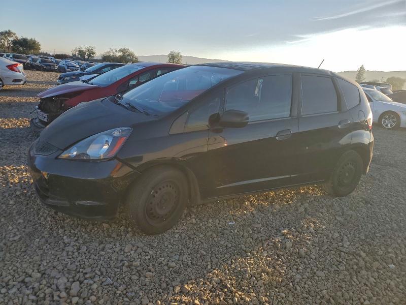 HONDA FIT 2012 with VIN JHMGE8H32CS008055 - Photo from auction