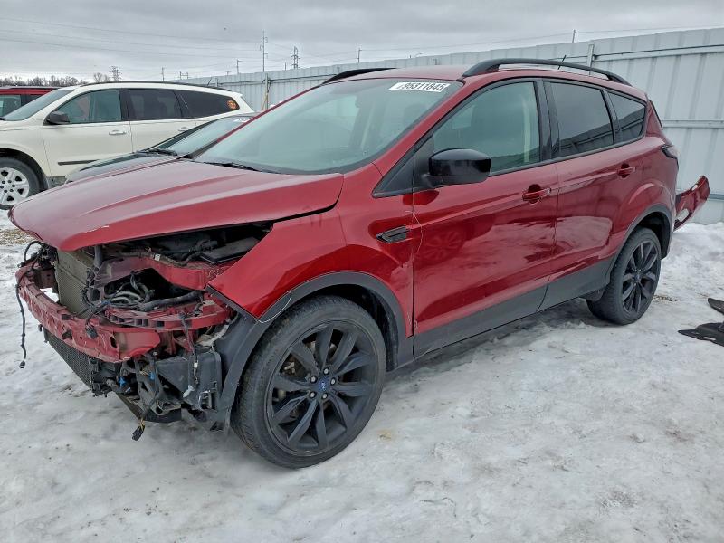 FORD ESCAPE SE 2018 with VIN 1FMCU9GD3JUB06334 - Photo from auction