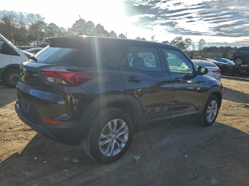 Photo 3 from auction – 2023 CHEVROLET TRAILBLAZE with VIN KL79MMS20PB189567