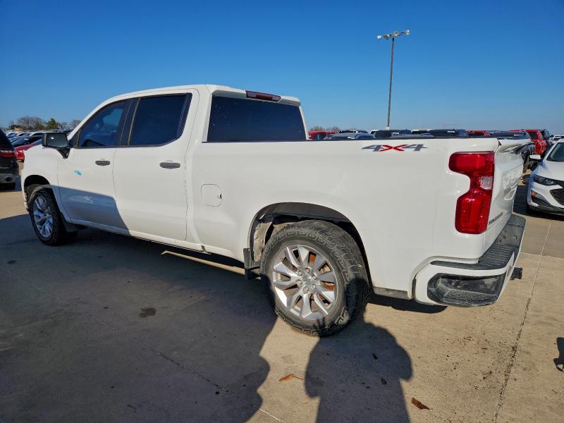 Photo 2 from auction – 2019 CHEVROLET SILVERADO with VIN 1GCUYAEF1KZ234014