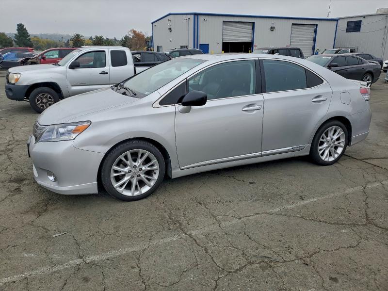 LEXUS HS 250H 2010 with VIN JTHBB1BA8A2033539 - Photo from auction