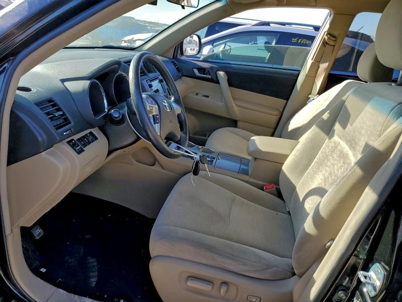 Photo 7 from auction – 2013 TOYOTA HIGHLANDER with VIN 5TDBK3EH1DS185097