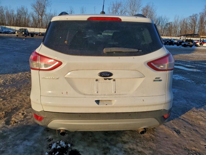 Photo 6 from auction – 2016 FORD ESCAPE with VIN 1FMCU9GX6GUC32206