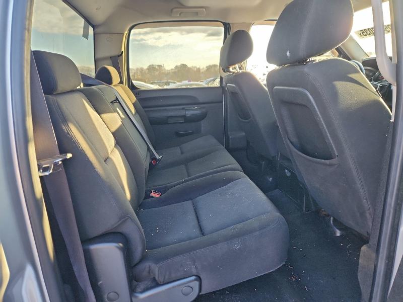 Photo 10 from auction – 2011 CHEVROLET SILVERADO with VIN 3GCPKSE34BG268779