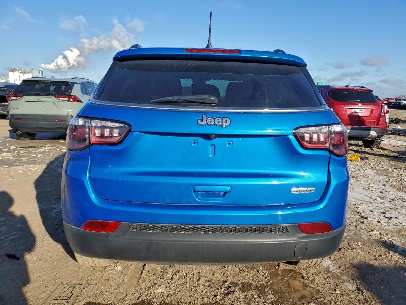 Photo 6 from auction – 2022 JEEP COMPASS LA with VIN 3C4NJCBB2NT229065