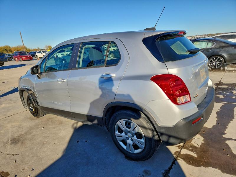 Photo 2 from auction – 2016 CHEVROLET TRAX LS with VIN KL7CJKSB3GB619644