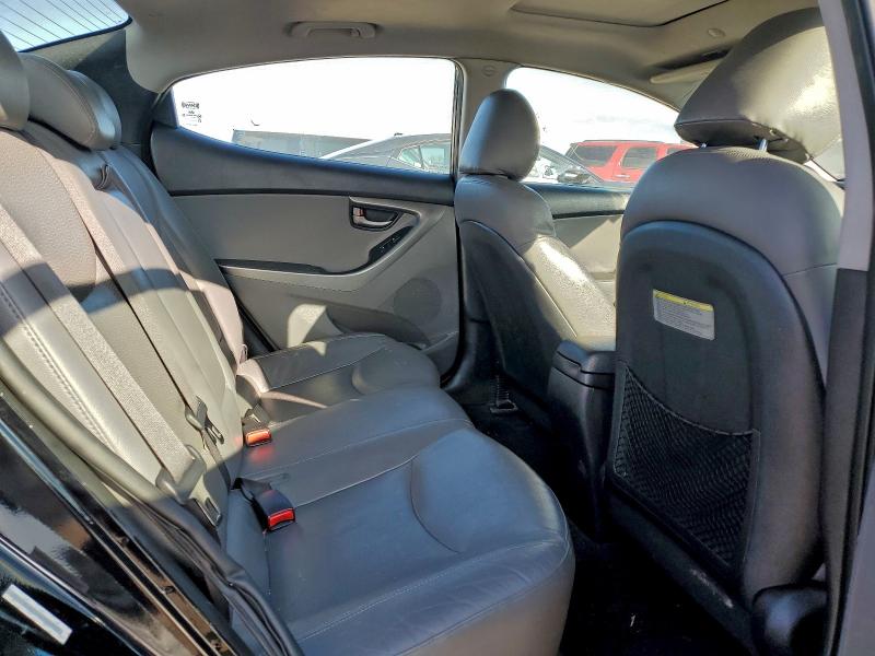 Photo 10 from auction – 2012 HYUNDAI ELANTRA GL with VIN KMHDH4AE5CU188745