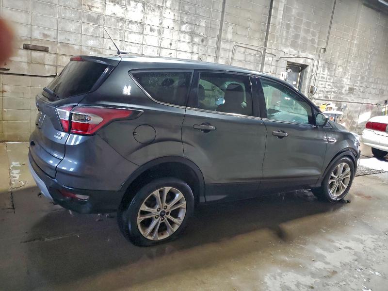 Photo 3 from auction – 2017 FORD ESCAPE with VIN 1FMCU0GD2HUA54331