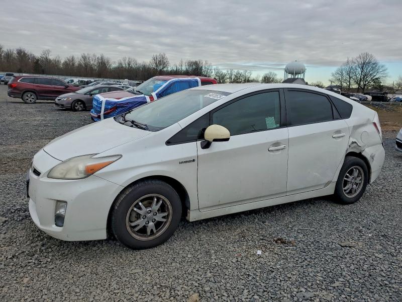 TOYOTA PRIUS 2011 with VIN JTDKN3DU6B0326526 - Photo from auction