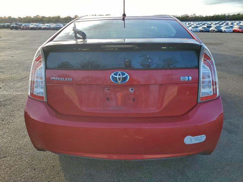 Photo 6 from auction – 2014 TOYOTA PRIUS with VIN JTDKN3DU6E0377352