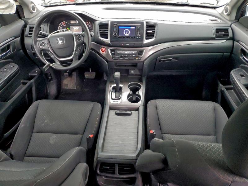 Photo 8 from auction – 2017 HONDA RIDGELINE with VIN 5FPYK3F17HB033208
