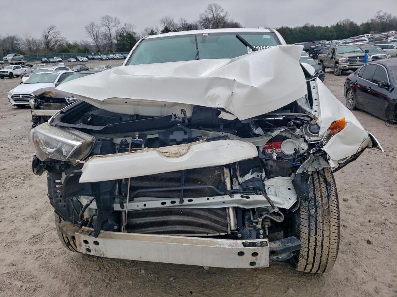 Zdjęcie 5 z aukcji – 2016 TOYOTA 4RUNNER SR z VIN JTEBU5JR4G5300799