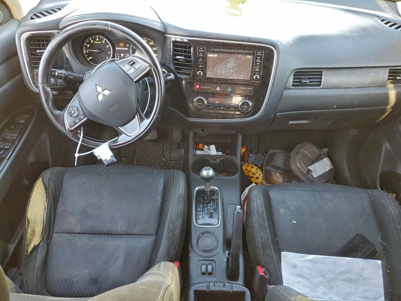 Photo 8 from auction – 2016 MITSUBISHI OUTLANDER with VIN JA4AD3A32GZ018776
