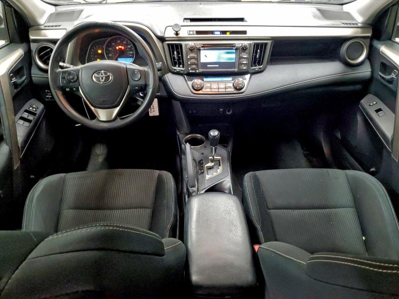 Photo 8 from auction – 2015 TOYOTA RAV4 XLE with VIN 2T3WFREV6FW208230