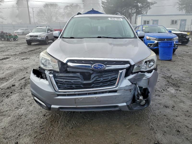 Photo 5 from auction – 2017 SUBARU FORESTER 2 with VIN JF2SJAJCXHH511833