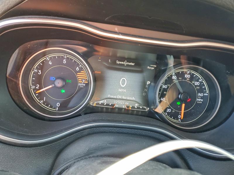 Foto 9 de la subasta – 2019 JEEP CHEROKEE L con VIN 1C4PJLDB1KD419429