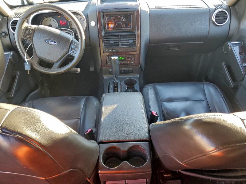 Photo 8 from auction – 2006 FORD EXPLORER L with VIN 1FMEU65E46ZA22861