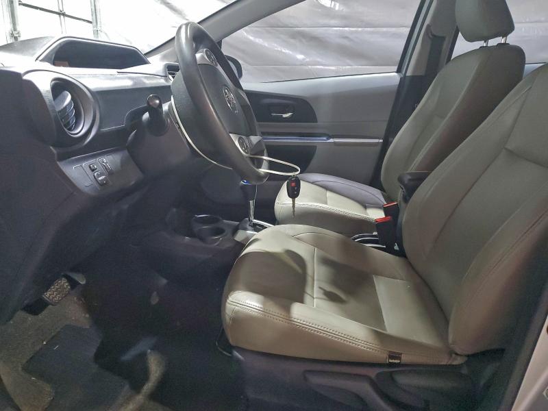 Photo 7 from auction – 2013 TOYOTA PRIUS C with VIN JTDKDTB35D1533192