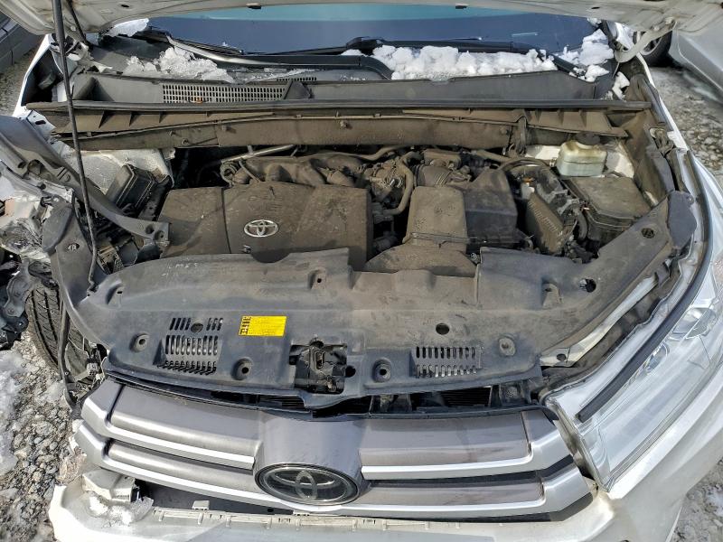 Photo 12 from auction – 2018 TOYOTA HIGHLANDER with VIN 5TDJZRFH0JS851032