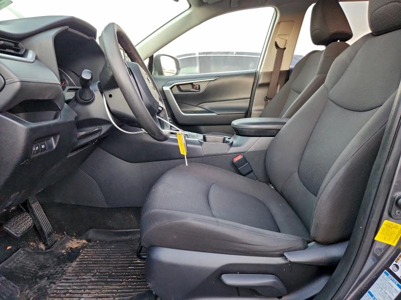 Photo 7 from auction – 2019 TOYOTA RAV4 with VIN JTMF1RFV9KD042497