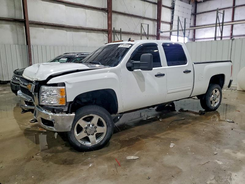 CHEVROLET SILVERADO 2014 with VIN 1GC1KXE89EF126500 - Photo from auction