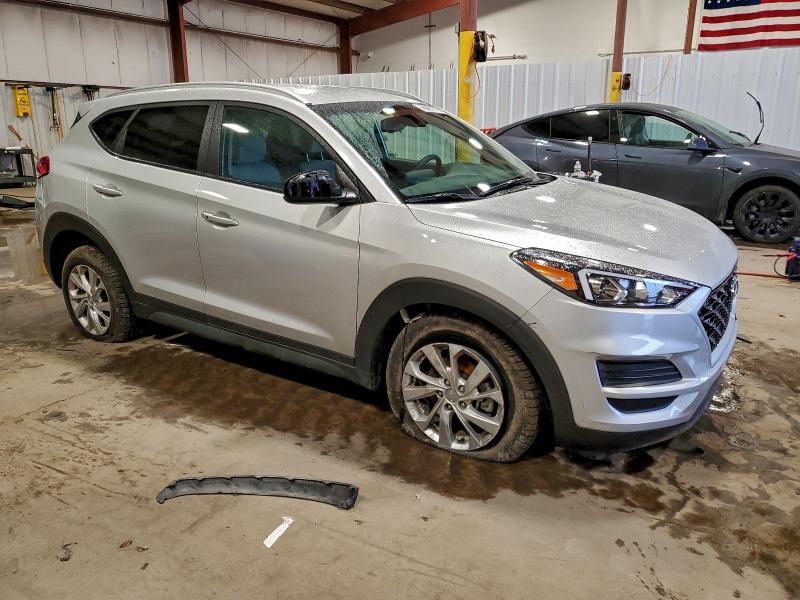 Photo 4 from auction – 2019 HYUNDAI TUCSON LIM with VIN KM8J3CA49KU037800
