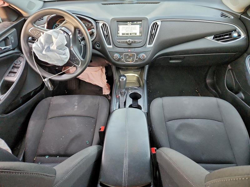 Photo 8 from auction – 2018 CHEVROLET MALIBU LT with VIN 1G1ZD5ST4JF270291