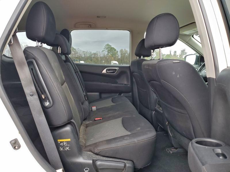 Photo 11 from auction – 2017 NISSAN PATHFINDER with VIN 5N1DR2MN2HC906102