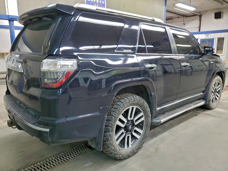 Photo 3 from auction – 2015 TOYOTA 4RUNNER SR with VIN JTEBU5JR7F5231847