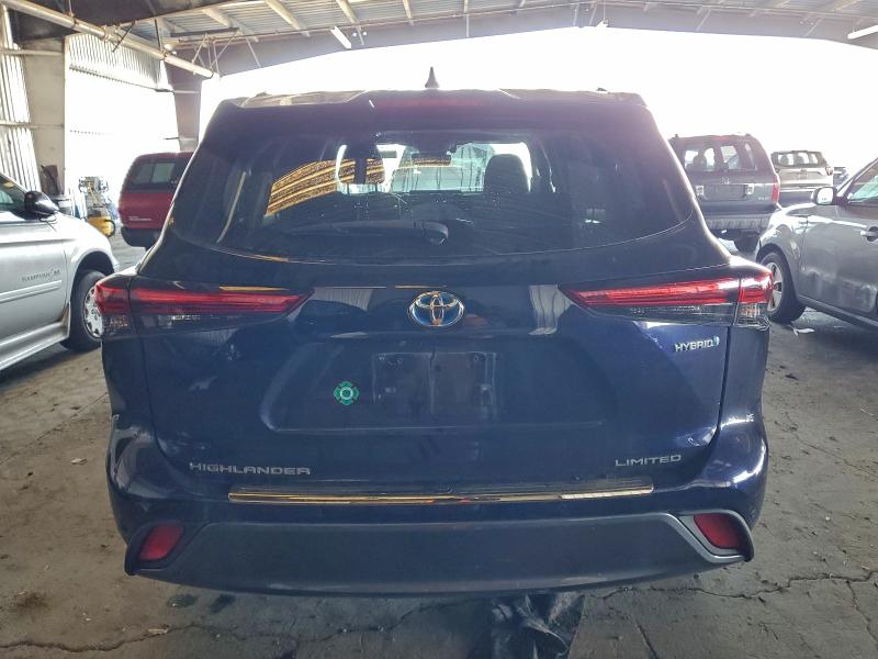 Photo 6 from auction – 2021 TOYOTA HIGHLANDER with VIN 5TDDBRCH4MS023656