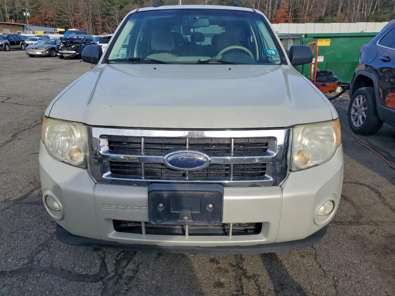 Photo 5 from auction – 2008 FORD ESCAPE XLT with VIN 1FMCU93158KC67074