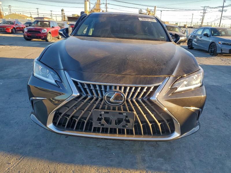 Photo 5 from auction – 2024 LEXUS ES with VIN 58ADA1C12RU052443