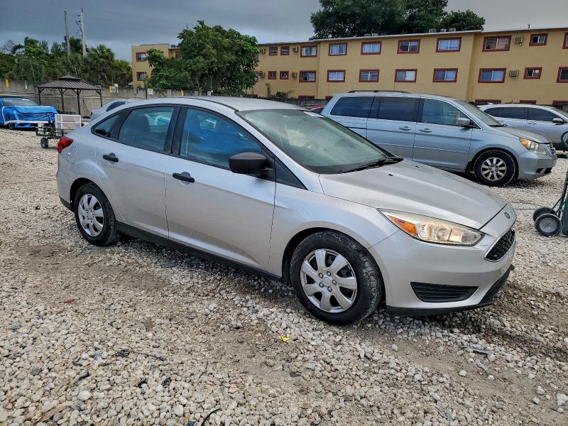 Photo 4 from auction – 2018 FORD FOCUS S with VIN 1FADP3E20JL319395