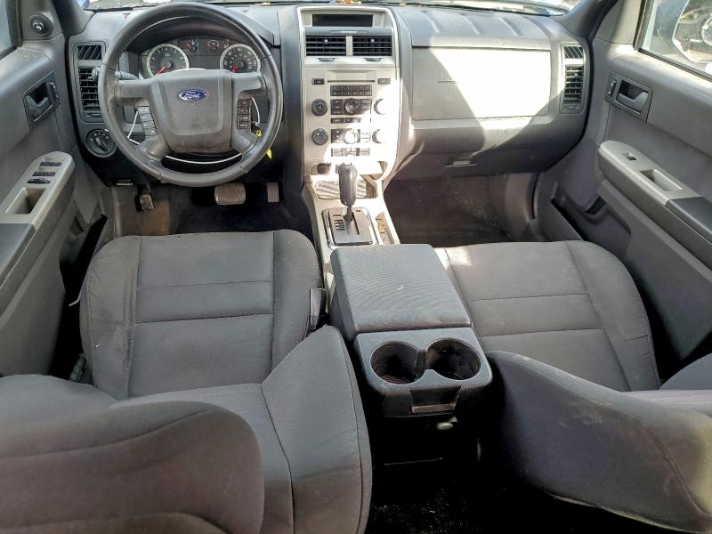 Photo 8 from auction – 2011 FORD ESCAPE XLT with VIN 1FMCU0D72BKA53102