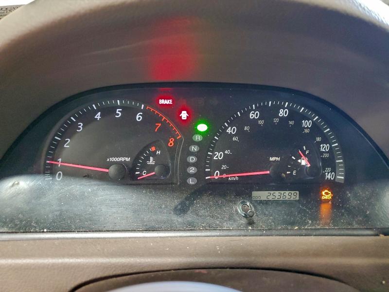 Photo 9 from auction – 2002 TOYOTA CAMRY LE with VIN JTDBE30K720007270