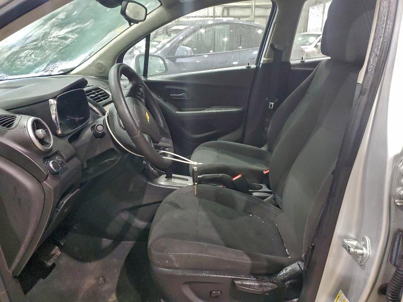 Photo 7 from auction – 2016 CHEVROLET TRAX with VIN KL7CJKSB3GB611303