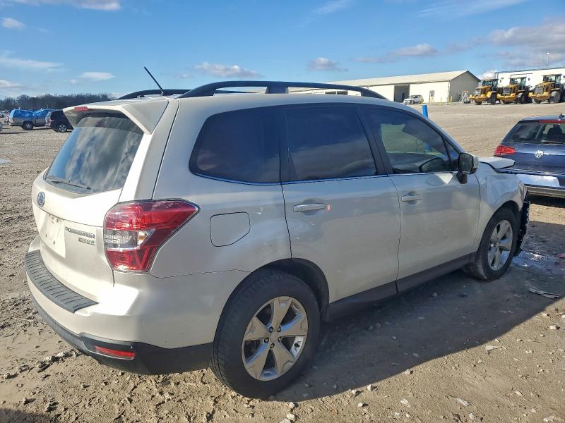 Photo 3 from auction – 2015 SUBARU FORESTER 2 with VIN JF2SJAHC5FH528848