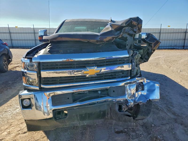 Photo 5 from auction – 2016 CHEVROLET SILVERADO with VIN 1GC1KWE88GF222650