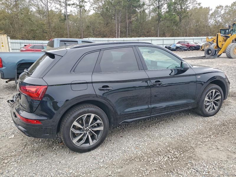 Photo 3 from auction – 2024 AUDI Q5 PREMIUM with VIN WA1GAAFY1R2107620
